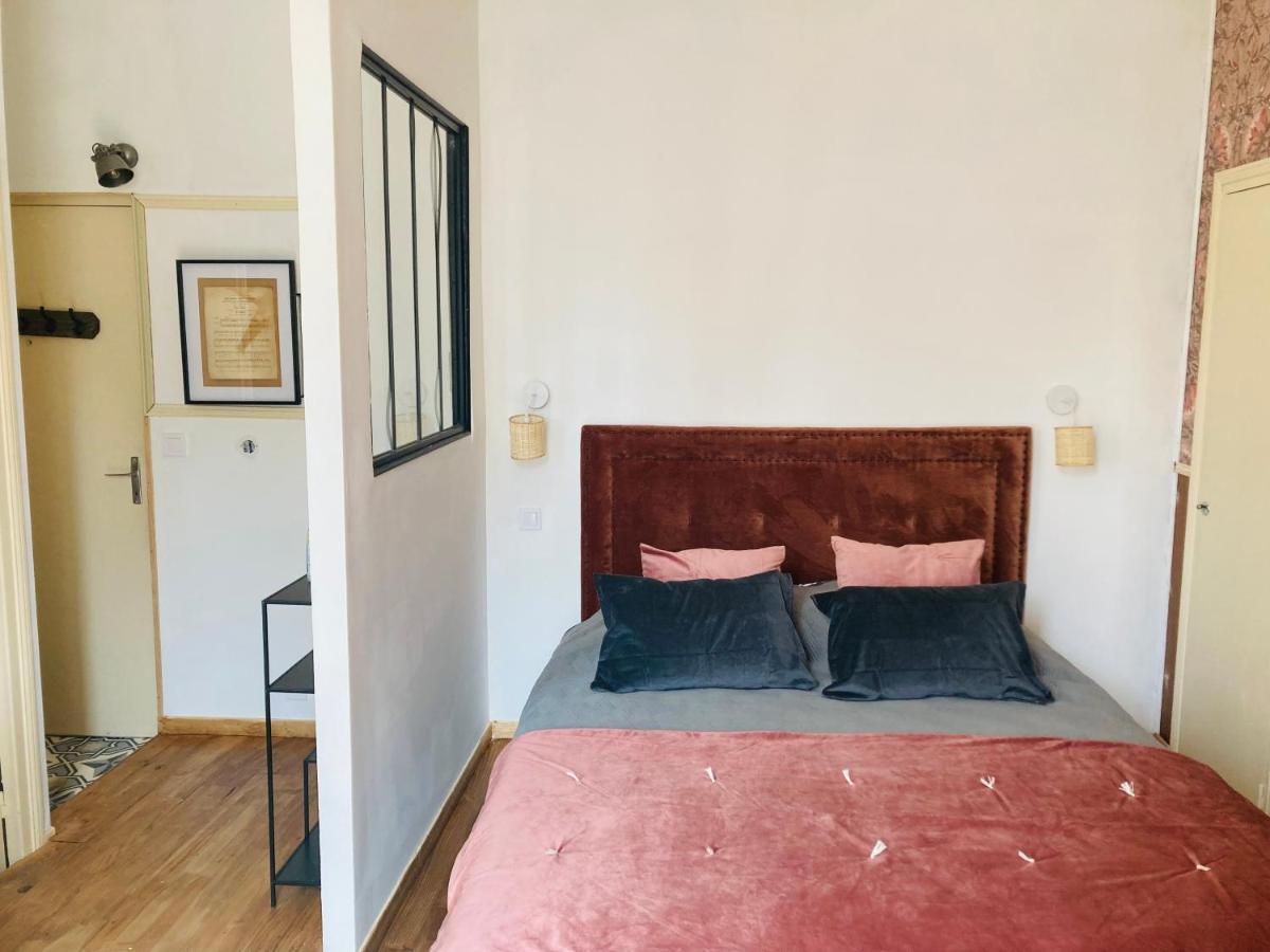 Une Maison De Famille Oloron-Sainte-Marie Εξωτερικό φωτογραφία